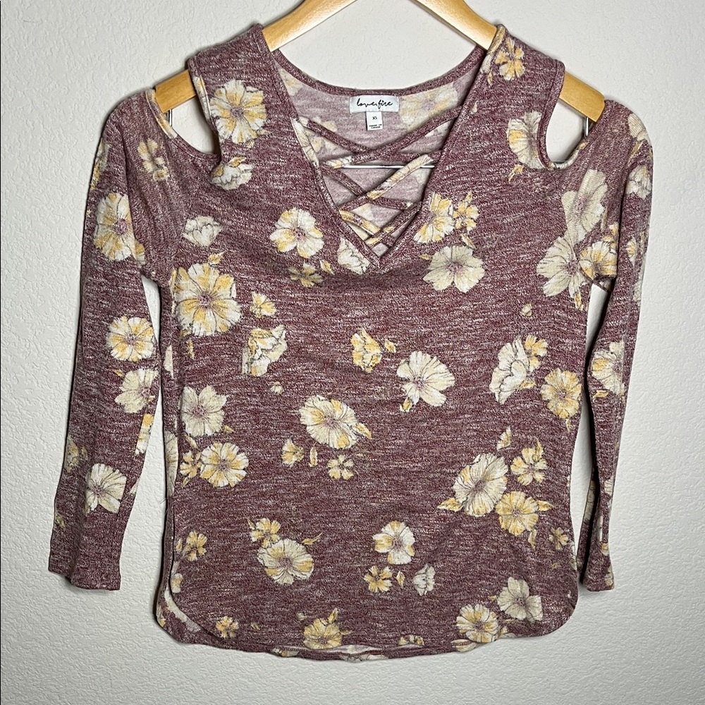love Fire Burgundy Floral Cold Shoulder Blouse Size XSmall